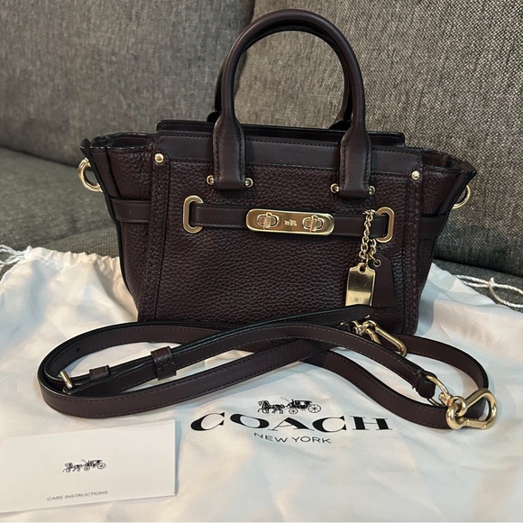 Coach Handbags - Coach Swagger Mini